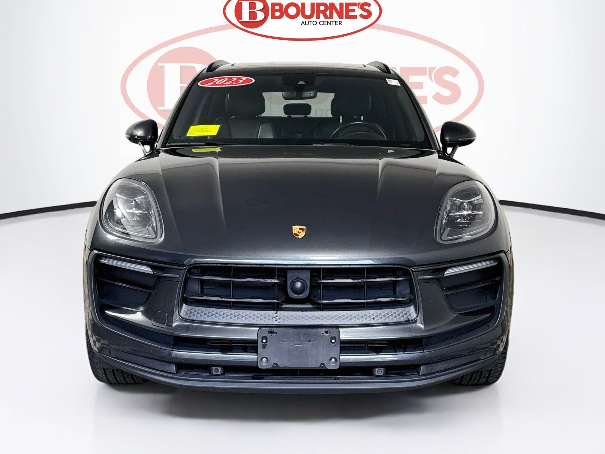 Used 2023 Porsche Macan AWD/4WD image 6