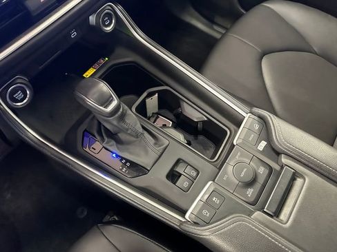 Certified 2025 Toyota Grand Highlander AWD image 25