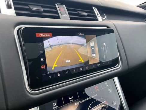 Used 2020 Land Rover Range Rover Sport SVR image 21