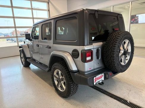 Used 2020 Jeep Wrangler Unlimited Sahara AWD/4WD image 5