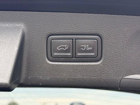 Used 2024 Kia Telluride EX w/ EX Captain's Chair Package FWD image 13