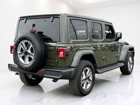 Used 2021 Jeep Wrangler Unlimited Sahara image 4