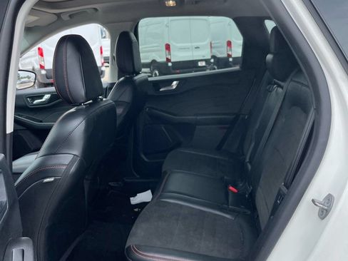Used 2022 Ford Escape SEL w/ SEL Stealth AWD Package image 6