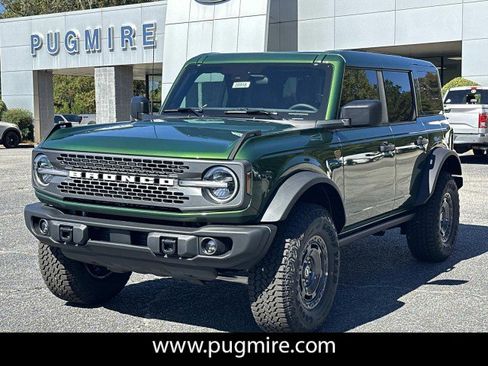 New 2025 Ford Bronco Badlands w/ Sasquatch Package image 3