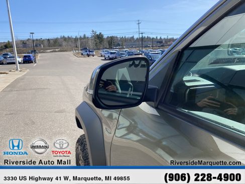 Used 2025 Toyota Tacoma Trailhunter Hybrid w/ Tow Tech Package image 5