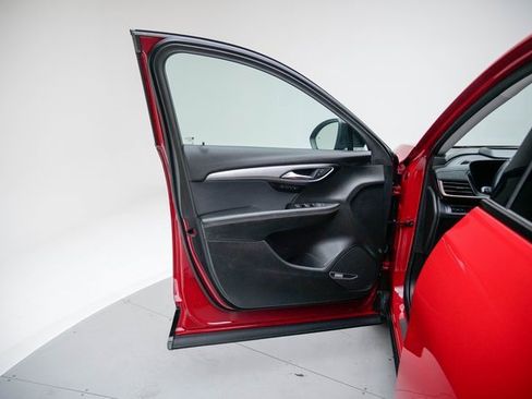 Used 2025 Buick Envision Sport Touring image 22