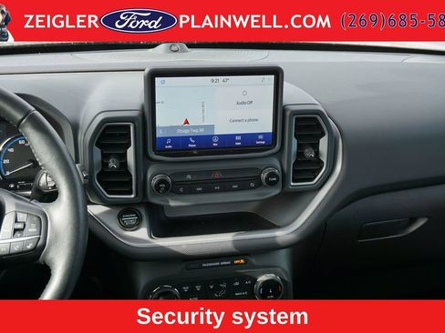Used 2023 Ford Bronco Sport Outer Banks w/ Tech Package AWD/4WD image 14