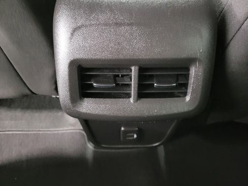 Certified 2024 Chevrolet Equinox LT image 19