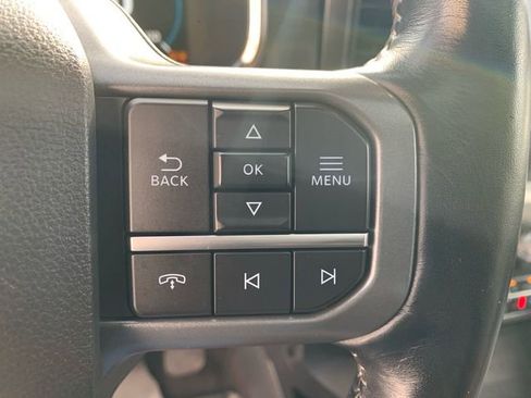 Used 2022 Ford F150 Lariat w/ Equipment Group 502A High image 31