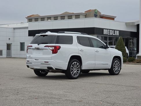 Used 2023 GMC Acadia Denali w/ Denali Ultimate Package image 7