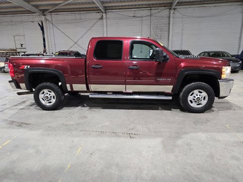 Used 2013 Chevrolet Silverado 2500 LT w/ Interior Plus Package image 18