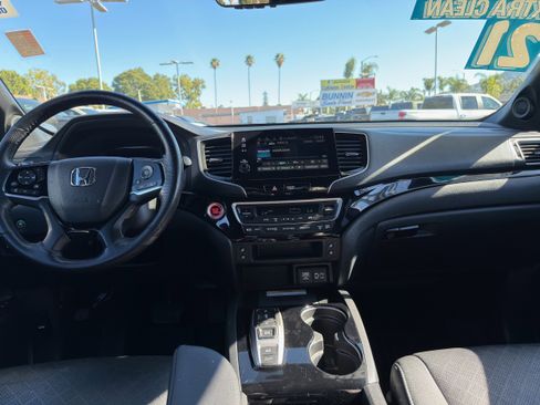 Used 2021 Honda Passport Elite image 18