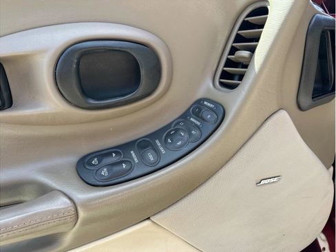 Used 2003 Chevrolet Corvette 50th Anniversary Edition w/ Preferred Equipment Group1 image 17