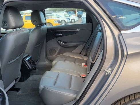 Used 2018 Chevrolet Impala LT w/ LT Leather Package FWD image 23