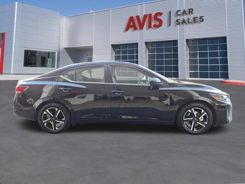 Used 2025 Nissan Sentra SV FWD image 5