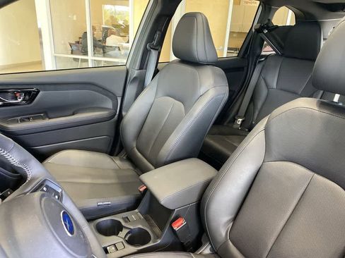 Used 2025 Subaru Forester Limited w/ Popular Package #2 AWD/4WD image 17