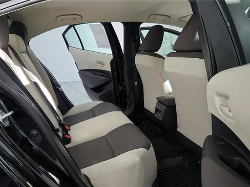 Used 2023 Toyota Corolla LE image 18