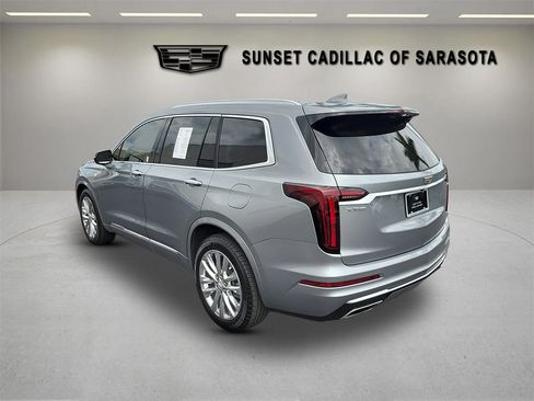 Certified 2024 Cadillac XT6 Premium Luxury w/ Technology Package FWD image 6