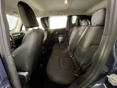 Used 2022 Jeep Renegade Latitude image 22