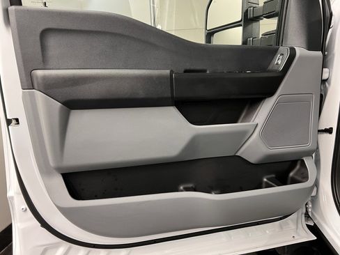 New 2026 Ford F550 4x4 Crew Cab image 24