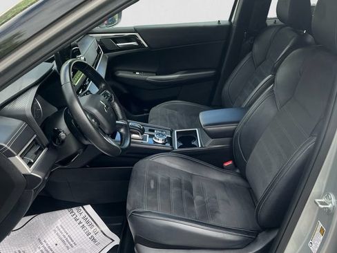 Used 2024 Mitsubishi Outlander SE Black Edition AWD/4WD image 9