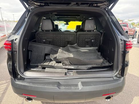 Used 2023 Chevrolet Traverse RS w/ LPO, Floor Liner Package AWD/4WD image 23