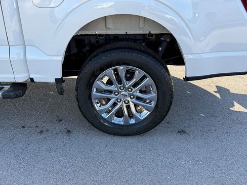 Used 2024 Ford F150 Lariat w/ FX4 Off-Road Package image 25