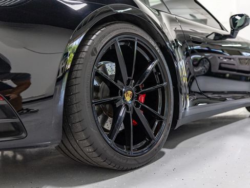 Used 2020 Porsche 911 Carrera S RWD image 19