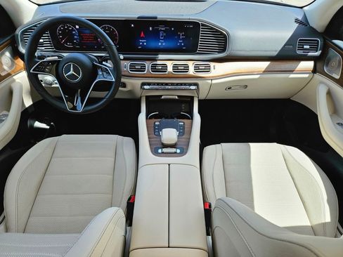 Certified 2025 Mercedes-Benz GLS 450 4MATIC image 12