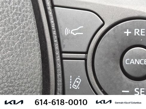 Used 2023 Toyota RAV4 LE FWD image 30