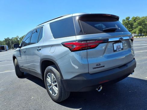Used 2023 Chevrolet Traverse LT FWD image 36
