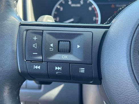 Used 2021 Nissan Rogue SL w/ Premium Package AWD/4WD image 23
