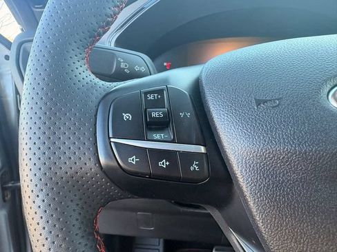 Used 2023 Ford Escape ST-Line AWD/4WD image 25