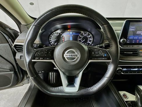 Used 2019 Nissan Altima 2.5 SL FWD image 9