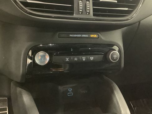 Certified 2023 Ford Escape ST-Line w/ Tech Pack #1 FWD image 16