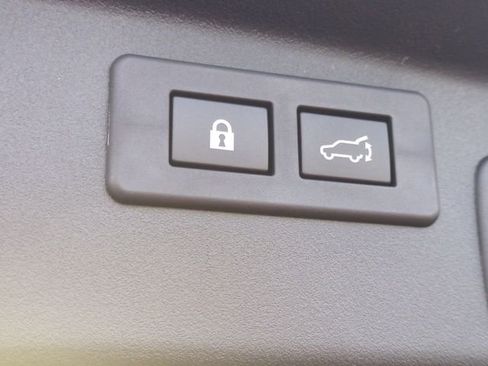 New 2026 Subaru Outback Premium image 32