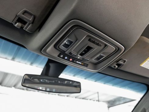 Used 2022 Chevrolet Silverado 3500 LT w/ Convenience Package image 22