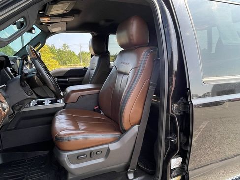 Used 2014 Ford F250 Platinum AWD/4WD image 27