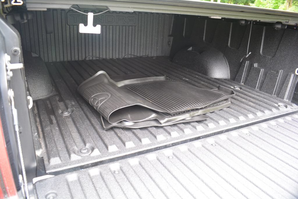 Used 2024 Toyota Tundra Limited AWD/4WD image 23