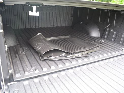Used 2024 Toyota Tundra Limited AWD/4WD image 23