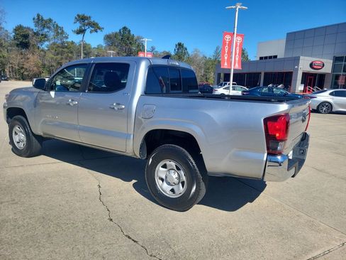 Certified 2023 Toyota Tacoma SR5 image 3