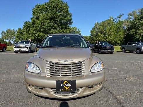 Used 2005 Chrysler PT Cruiser Limited FWD image 8
