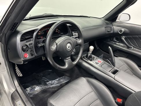 Used 2003 Honda S2000 image 18