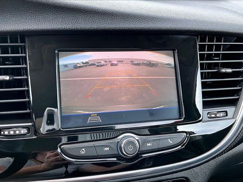Used 2022 Buick Encore Preferred w/ Safety Package FWD image 22