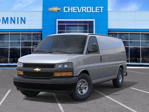 New 2026 Chevrolet Express 3500 RWD image 7