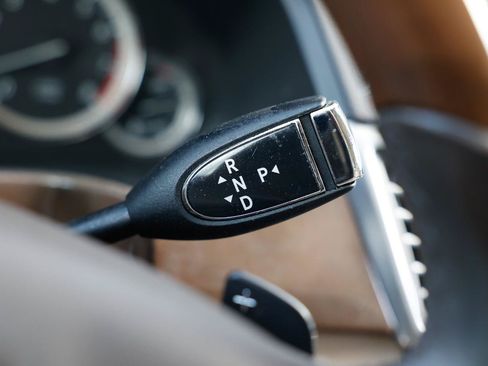 Used 2013 Mercedes-Benz E 350 4MATIC Sedan w/ Premium 1 Pkg image 29
