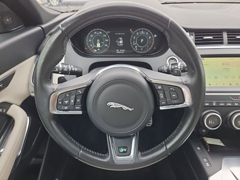 Used 2019 Jaguar E-PACE R-Dynamic SE image 34