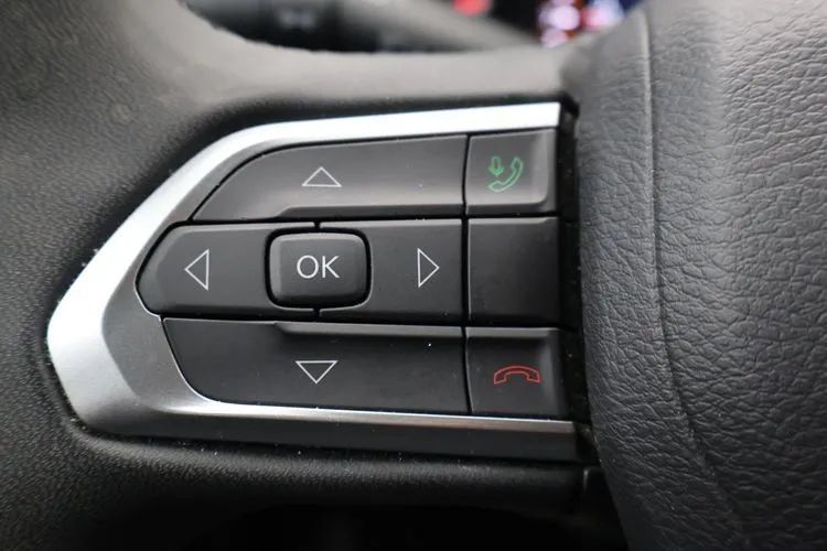 Used 2024 Jeep Compass Latitude AWD/4WD image 21