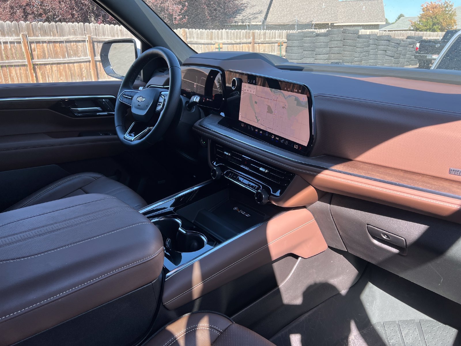 Used 2025 Chevrolet Tahoe High Country AWD/4WD image 37