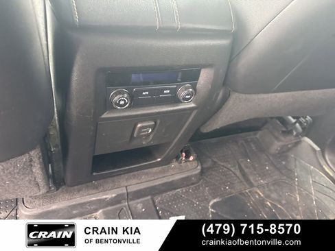 Used 2020 Chevrolet Traverse LT w/ LPO, Floor Liner Package image 42
